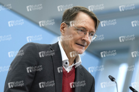 Pressekonferenz mit Karl Lauterbach in Berlin