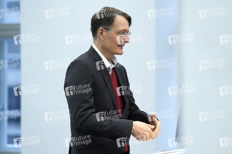 Pressekonferenz mit Karl Lauterbach in Berlin