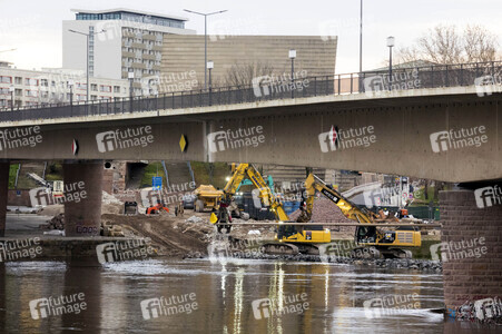 Abrissarbeiten an der Carolabrücke in Dresden