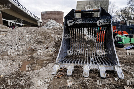 Abrissarbeiten an der Carolabrücke in Dresden