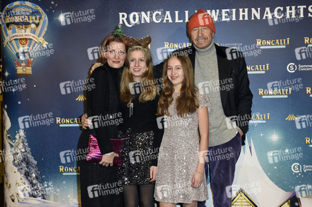 Premiere 20. Original Roncalli Weihnachtscircus in Berlin