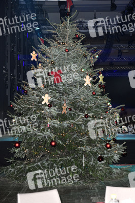 30. Weihnachtsfeier für Obdachlose und Bedürftige 2024 in Berlin