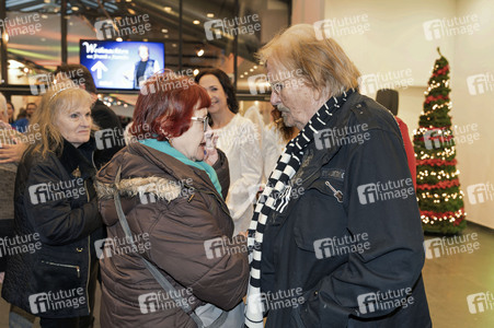 30. Weihnachtsfeier für Obdachlose und Bedürftige 2024 in Berlin