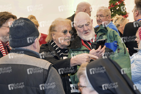 30. Weihnachtsfeier für Obdachlose und Bedürftige 2024 in Berlin