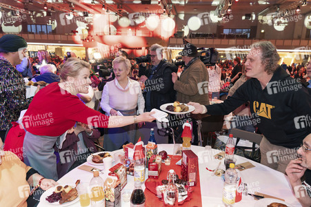 30. Weihnachtsfeier für Obdachlose und Bedürftige 2024 in Berlin
