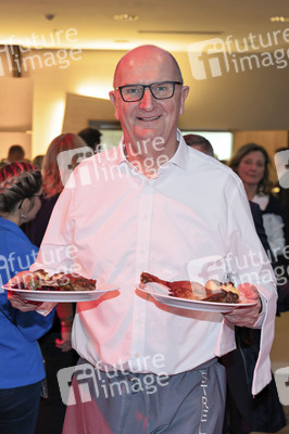 30. Weihnachtsfeier für Obdachlose und Bedürftige 2024 in Berlin