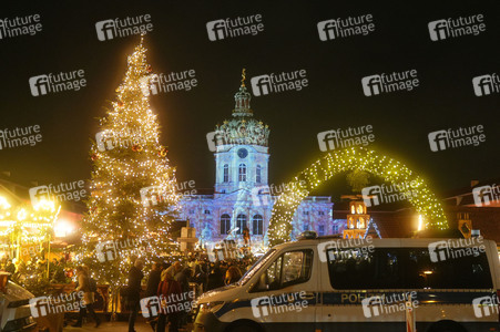 Weihnachtsmarkt am Schloss Charlottenburg in Berlin