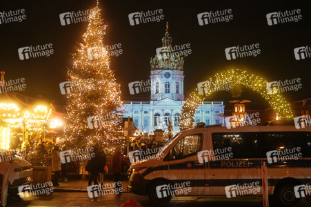 Weihnachtsmarkt am Schloss Charlottenburg in Berlin