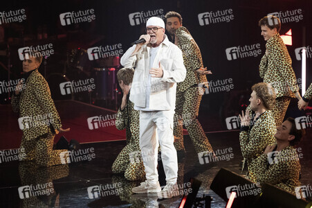 TV-Show 'Silvester-Schlagerbooom 2025 live - Die Wunderlichtershow!' in München