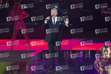 TV-Show 'Silvester-Schlagerbooom 2025 live - Die Wunderlichtershow!' in München