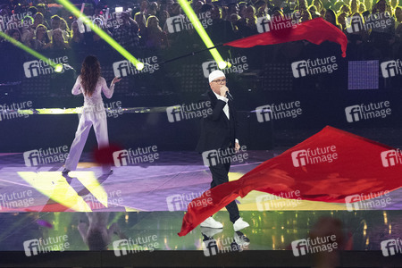 TV-Show 'Silvester-Schlagerbooom 2025 live - Die Wunderlichtershow!' in München