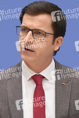 Bundespressekonferenz Rückblick 2024 und Ausblick 2025 des Deutschen Städte- und Gemeindebundes in Berlin