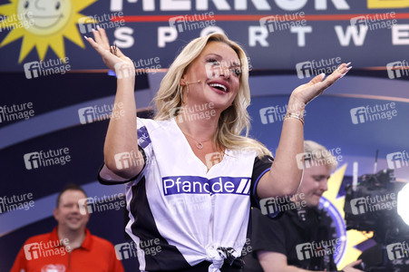 Promi-Darts-WM 2025 in Düsseldorf