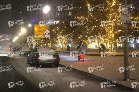 Schnee und Eisglätte in Berlin