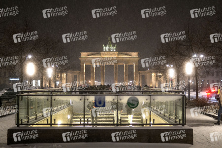 Schnee und Eisglätte in Berlin