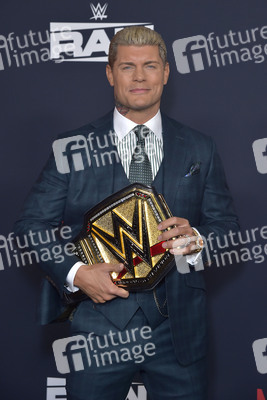 Premiere 'WWE Monday Night RAW' in Inglewood