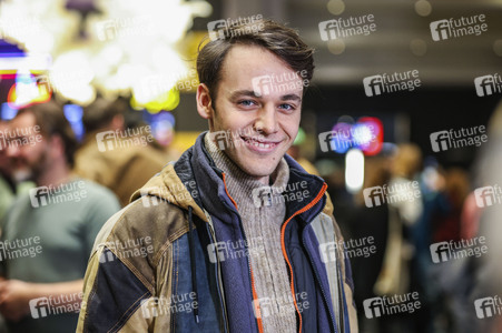 Filmpremiere 'Fünf Finger sind ne Faust' in Berlin