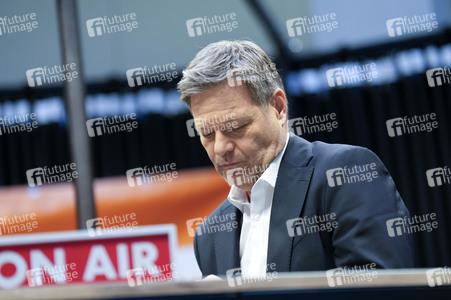 Live-Radioshow 'Studio 9 - Live aus dem Humboldt Forum' in Berlin