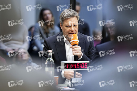 Live-Radioshow 'Studio 9 - Live aus dem Humboldt Forum' in Berlin