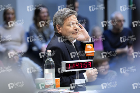 Live-Radioshow 'Studio 9 - Live aus dem Humboldt Forum' in Berlin