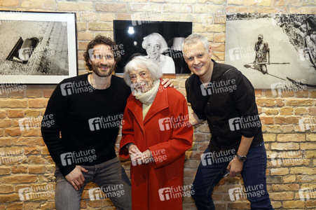 Vernissage der Fotoausstellung 'Zuversicht und Lebensfreude' in Berlin