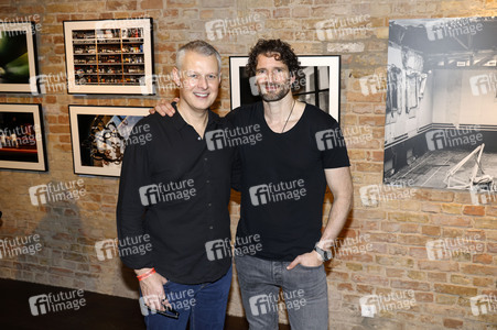 Vernissage der Fotoausstellung 'Zuversicht und Lebensfreude' in Berlin