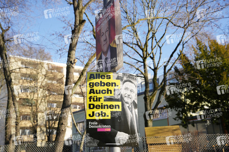 Wahlplakate zur Bundestagswahl 2025 in Berlin