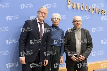 Bundespressekonferenz 15 Jahre katholischer Missbrauchsskandal in Berlin