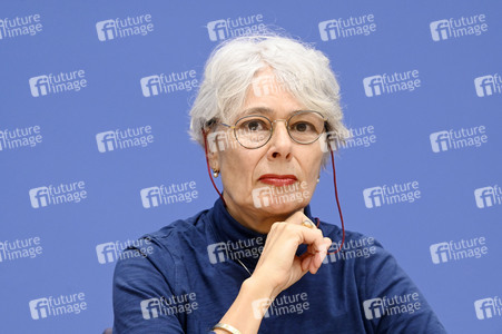 Bundespressekonferenz 15 Jahre katholischer Missbrauchsskandal in Berlin