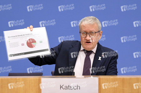 Bundespressekonferenz 15 Jahre katholischer Missbrauchsskandal in Berlin