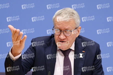 Bundespressekonferenz 15 Jahre katholischer Missbrauchsskandal in Berlin