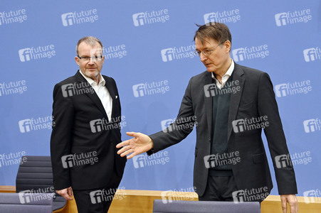 Bundespressekonferenz 'ePA-Start in Modellregionen' in Berlin