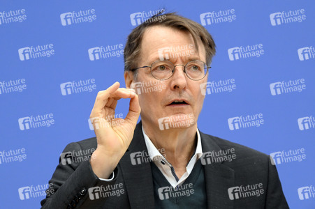 Bundespressekonferenz 'ePA-Start in Modellregionen' in Berlin