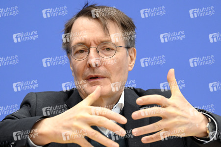 Bundespressekonferenz 'ePA-Start in Modellregionen' in Berlin