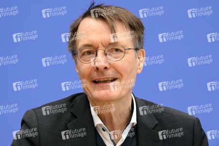 Bundespressekonferenz 'ePA-Start in Modellregionen' in Berlin