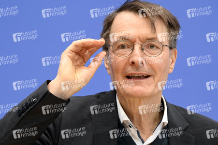 Bundespressekonferenz 'ePA-Start in Modellregionen' in Berlin