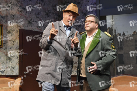 Theaterprobe 'Hausmeister Krause - Du lebst nur zweimal' in München