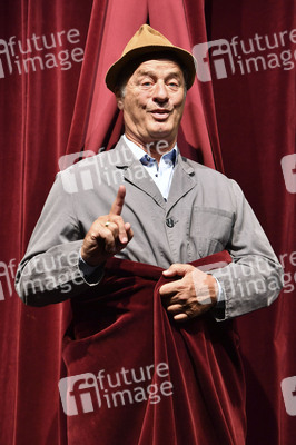 Theaterprobe 'Hausmeister Krause - Du lebst nur zweimal' in München