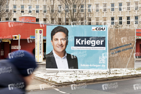 Wahlplakate zur Bundestagswahl 2025 in Berlin