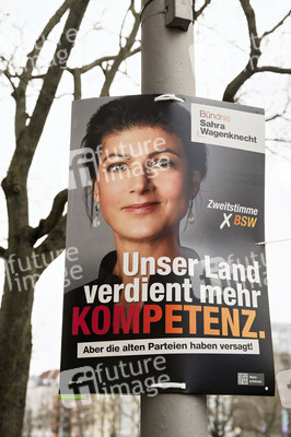 Wahlplakate zur Bundestagswahl 2025 in Berlin