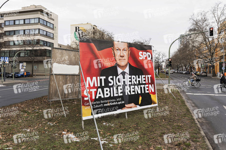 Wahlplakate zur Bundestagswahl 2025 in Berlin