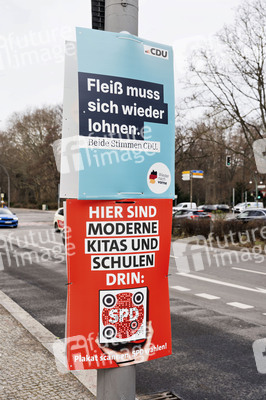 Wahlplakate zur Bundestagswahl 2025 in Berlin