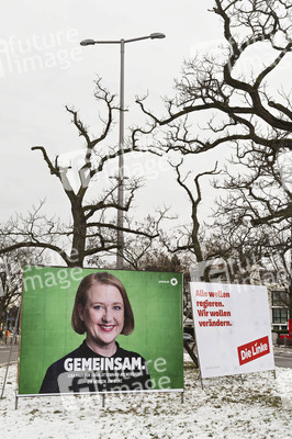 Wahlplakate zur Bundestagswahl 2025 in Berlin