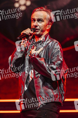 Konzert von Jan Böhmermann und dem Rundfunk-Tanzorchester Ehrenfeld in Erfurt