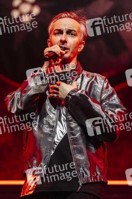 Konzert von Jan Böhmermann und dem Rundfunk-Tanzorchester Ehrenfeld in Erfurt