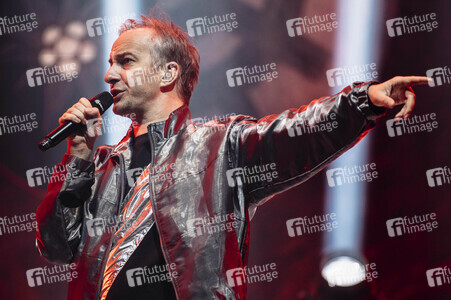 Konzert von Jan Böhmermann und dem Rundfunk-Tanzorchester Ehrenfeld in Erfurt