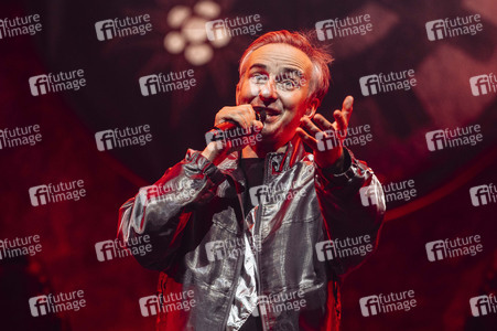 Konzert von Jan Böhmermann und dem Rundfunk-Tanzorchester Ehrenfeld in Erfurt