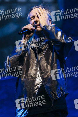 Konzert von Jan Böhmermann und dem Rundfunk-Tanzorchester Ehrenfeld in Erfurt