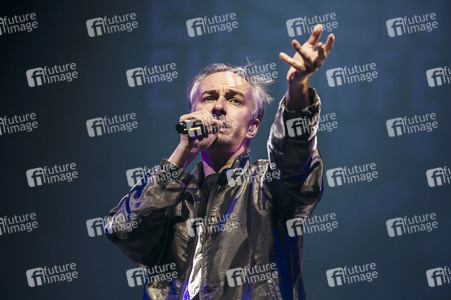 Konzert von Jan Böhmermann und dem Rundfunk-Tanzorchester Ehrenfeld in Erfurt