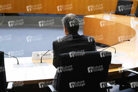 Öffentliche Zeugenvernehmung des 2. Untersuchungsausschusses 'Atomausstieg' in Berlin